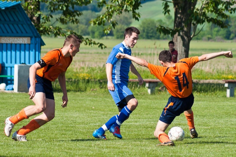 Zdjęcie w galerii na portalu naszwodzislaw.com: Na lidera nie ma mocnych wiadomości z regionu