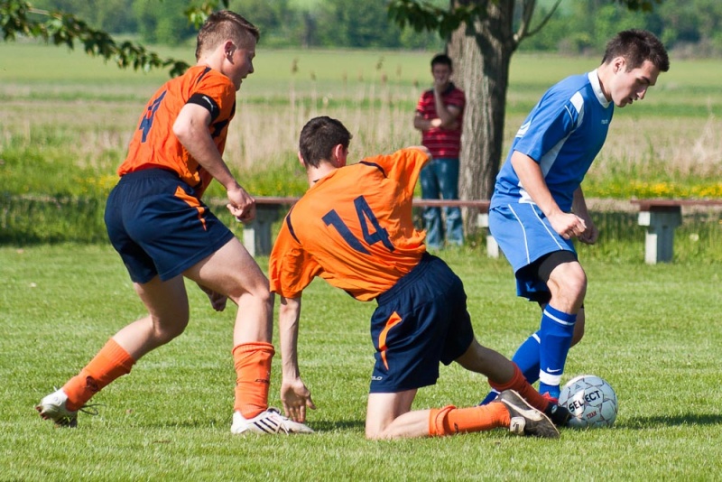 Zdjęcie w galerii na portalu naszwodzislaw.com: Na lidera nie ma mocnych wiadomości z regionu