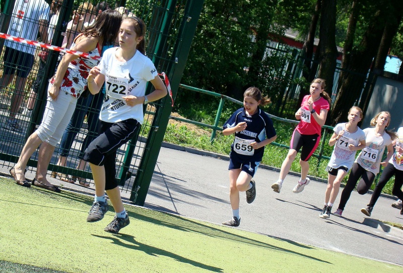 Zdjęcie w galerii na portalu naszwodzislaw.com: Zawodniczki MKS Wodzisław biegły w Rybniku wiadomości z regionu