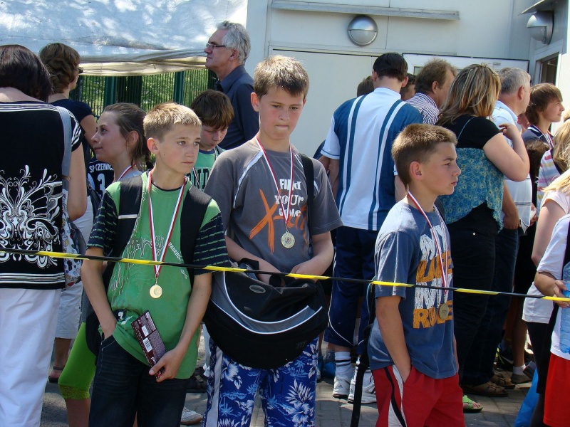 Zdjęcie w galerii na portalu naszwodzislaw.com: Zawodniczki MKS Wodzisław biegły w Rybniku wiadomości z regionu