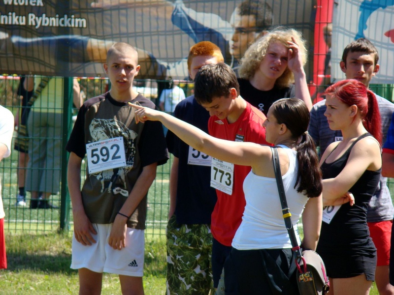 Zdjęcie w galerii na portalu naszwodzislaw.com: Zawodniczki MKS Wodzisław biegły w Rybniku wiadomości z regionu