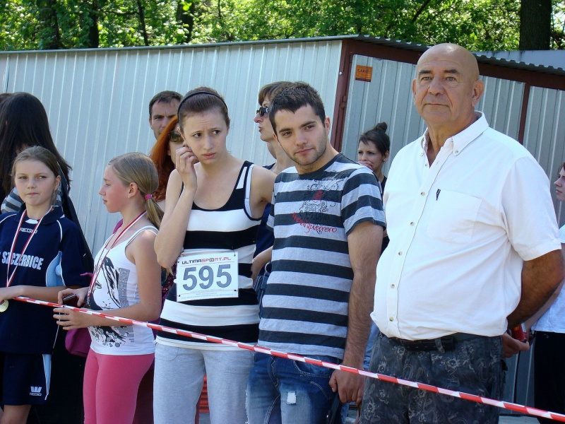 Zdjęcie w galerii na portalu naszwodzislaw.com: Zawodniczki MKS Wodzisław biegły w Rybniku wiadomości z regionu