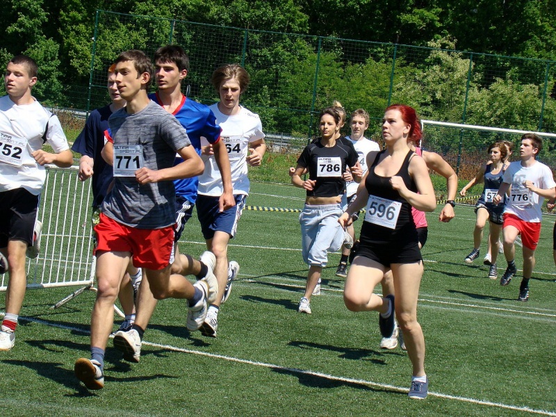 Zdjęcie w galerii na portalu naszwodzislaw.com: Zawodniczki MKS Wodzisław biegły w Rybniku wiadomości z regionu