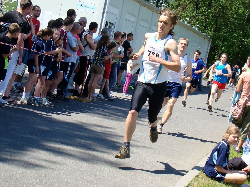 Zdjęcie w galerii na portalu naszwodzislaw.com: Zawodniczki MKS Wodzisław biegły w Rybniku wiadomości z regionu