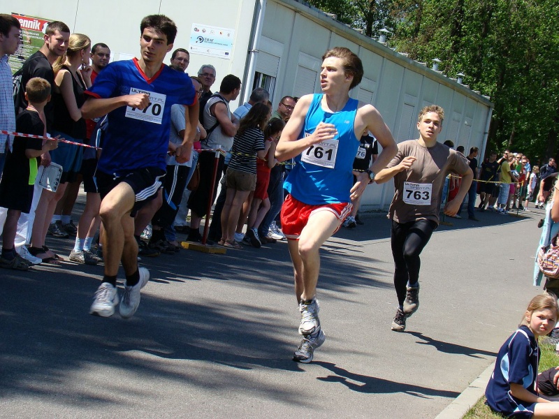 Zdjęcie w galerii na portalu naszwodzislaw.com: Zawodniczki MKS Wodzisław biegły w Rybniku wiadomości z regionu