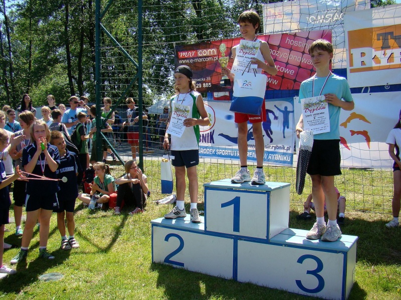 Zdjęcie w galerii na portalu naszwodzislaw.com: Zawodniczki MKS Wodzisław biegły w Rybniku wiadomości z regionu