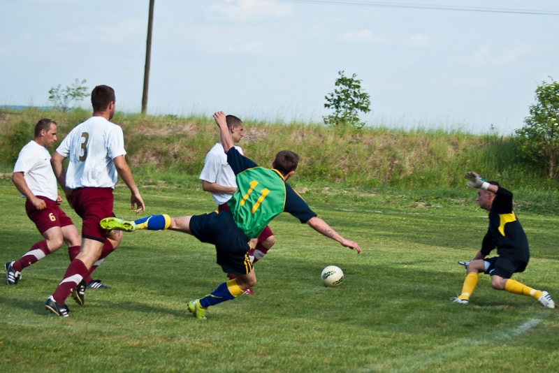 Zdjęcie w galerii na portalu naszwodzislaw.com: Wojnowice pokonały Kokoszyce wiadomości z regionu