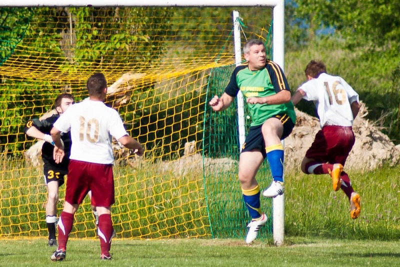 Zdjęcie w galerii na portalu naszwodzislaw.com: Wojnowice pokonały Kokoszyce wiadomości z regionu