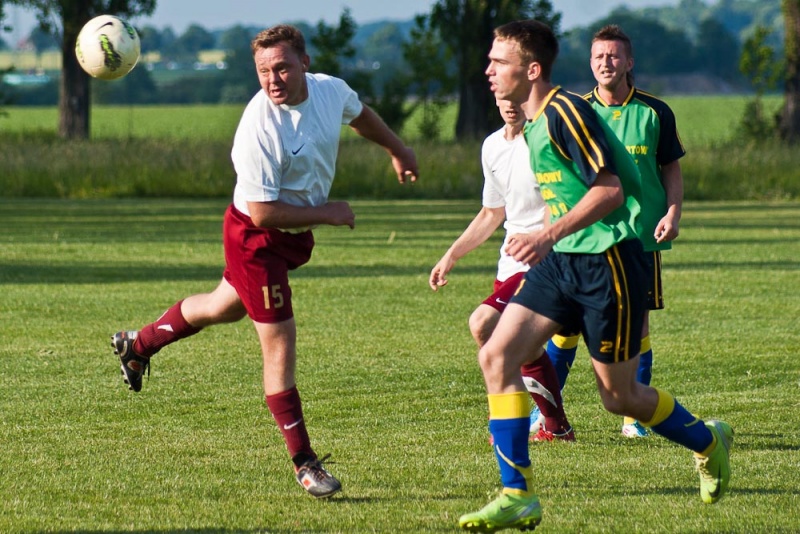 Zdjęcie w galerii na portalu naszwodzislaw.com: Wojnowice pokonały Kokoszyce wiadomości z regionu