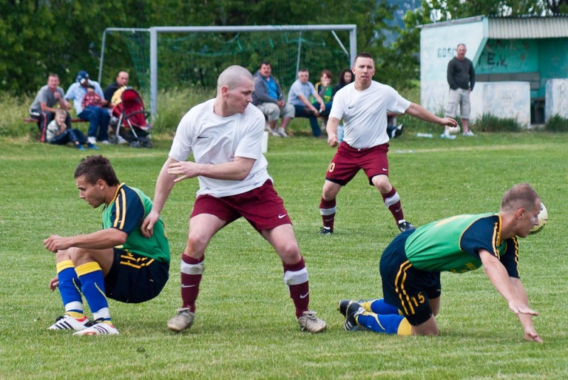 Zdjęcie w galerii na portalu naszwodzislaw.com: Wojnowice pokonały Kokoszyce wiadomości z regionu