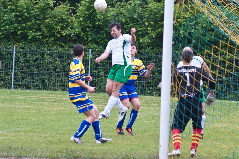 Zdjęcie w galerii na portalu naszwodzislaw.com: Ocice wygrywają, lecz nadal tabelę zamykają wiadomości z regionu