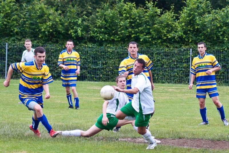 Zdjęcie w galerii na portalu naszwodzislaw.com: Ocice wygrywają, lecz nadal tabelę zamykają wiadomości z regionu