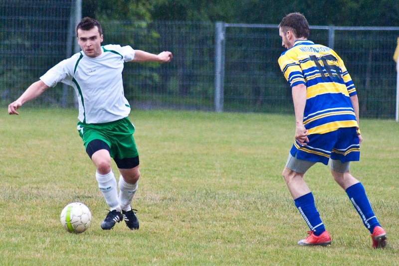 Zdjęcie w galerii na portalu naszwodzislaw.com: Ocice wygrywają, lecz nadal tabelę zamykają wiadomości z regionu