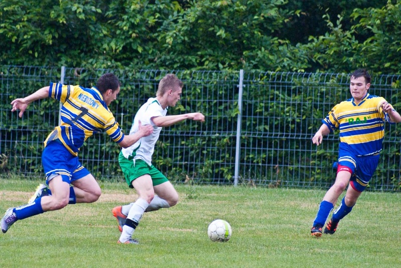 Zdjęcie w galerii na portalu naszwodzislaw.com: Ocice wygrywają, lecz nadal tabelę zamykają wiadomości z regionu