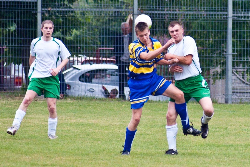 Zdjęcie w galerii na portalu naszwodzislaw.com: Ocice wygrywają, lecz nadal tabelę zamykają wiadomości z regionu