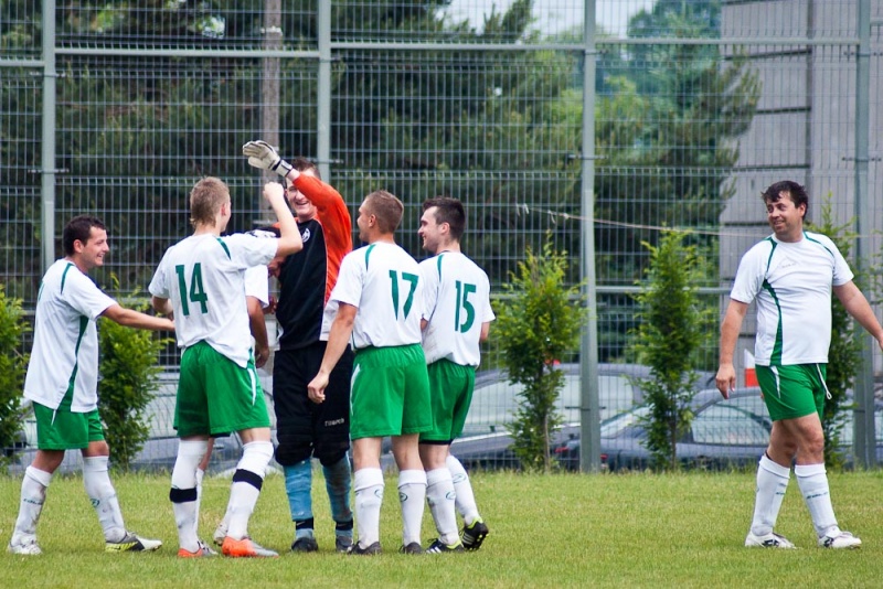 Zdjęcie w galerii na portalu naszwodzislaw.com: Ocice wygrywają, lecz nadal tabelę zamykają wiadomości z regionu