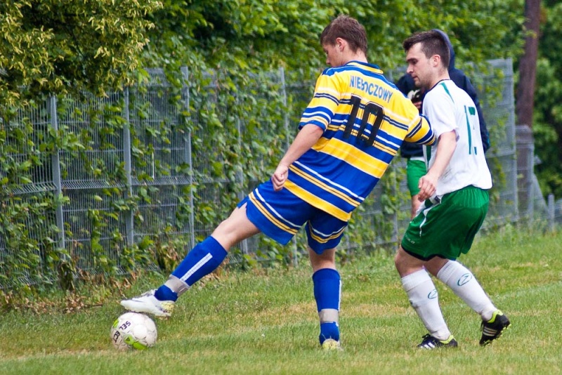 Zdjęcie w galerii na portalu naszwodzislaw.com: Ocice wygrywają, lecz nadal tabelę zamykają wiadomości z regionu