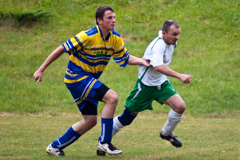 Zdjęcie w galerii na portalu naszwodzislaw.com: Ocice wygrywają, lecz nadal tabelę zamykają wiadomości z regionu