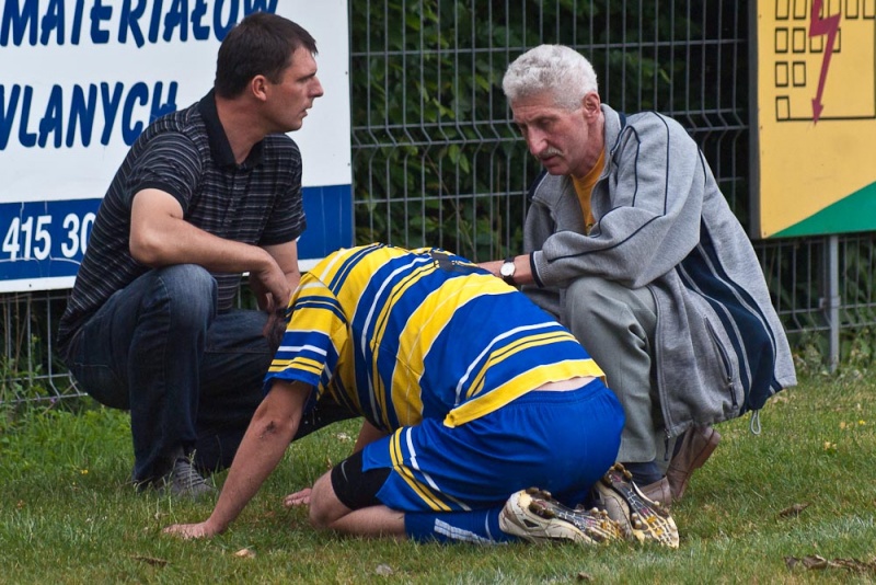 Zdjęcie w galerii na portalu naszwodzislaw.com: Ocice wygrywają, lecz nadal tabelę zamykają wiadomości z regionu