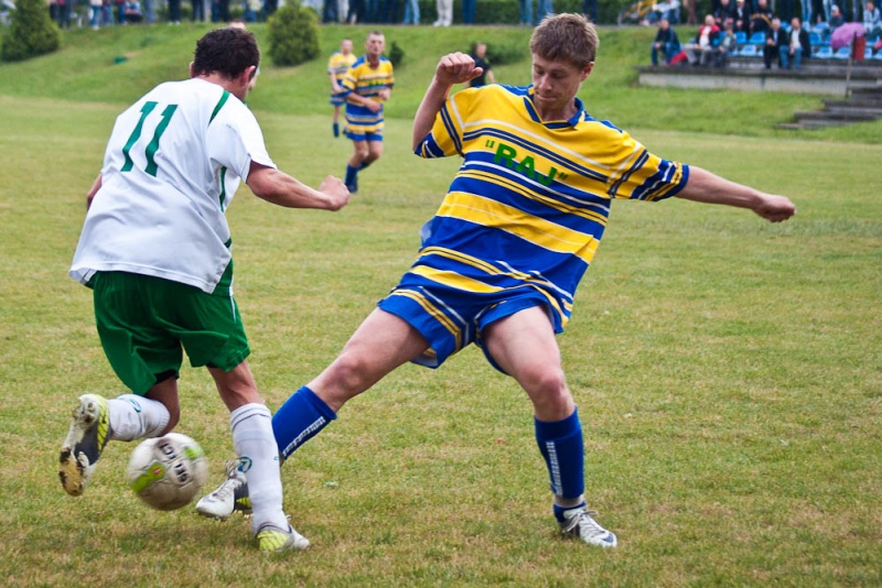 Zdjęcie w galerii na portalu naszwodzislaw.com: Ocice wygrywają, lecz nadal tabelę zamykają wiadomości z regionu