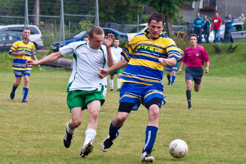 Zdjęcie w galerii na portalu naszwodzislaw.com: Ocice wygrywają, lecz nadal tabelę zamykają wiadomości z regionu