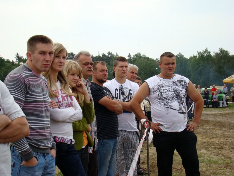 Zdjęcie w galerii na portalu naszwodzislaw.com: Koń Leon uciągnął 1200 kg wiadomości z regionu