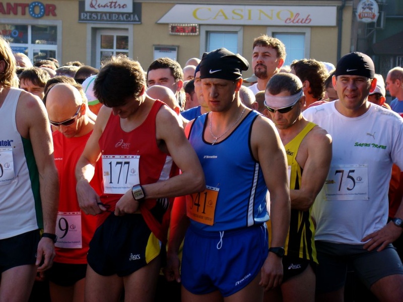 Zdjęcie w galerii na portalu naszwodzislaw.com: 288 osób pobiegło w PÓŁMARATONIE wiadomości z regionu