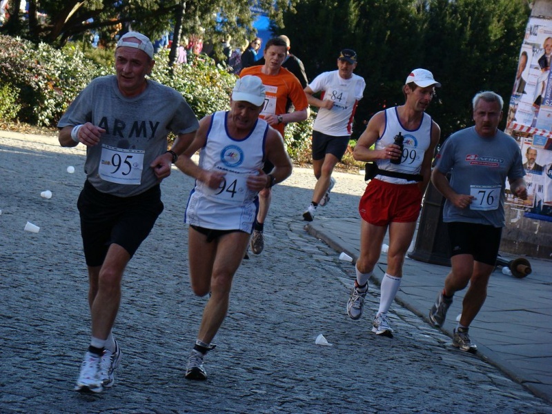 Zdjęcie w galerii na portalu naszwodzislaw.com: 288 osób pobiegło w PÓŁMARATONIE wiadomości z regionu