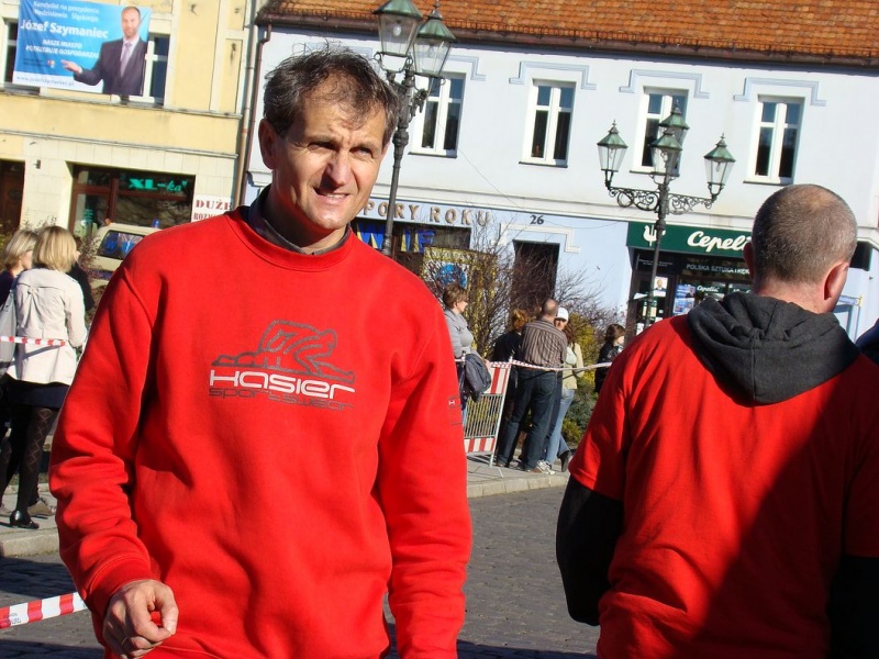 Zdjęcie w galerii na portalu naszwodzislaw.com: 288 osób pobiegło w PÓŁMARATONIE wiadomości z regionu