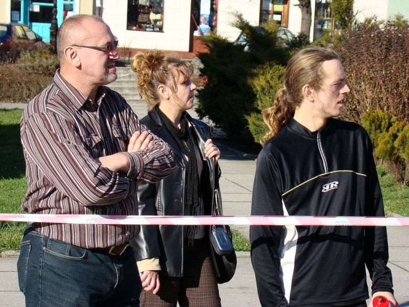 Zdjęcie w galerii na portalu naszwodzislaw.com: 288 osób pobiegło w PÓŁMARATONIE wiadomości z regionu