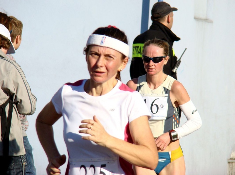 Zdjęcie w galerii na portalu naszwodzislaw.com: 288 osób pobiegło w PÓŁMARATONIE wiadomości z regionu