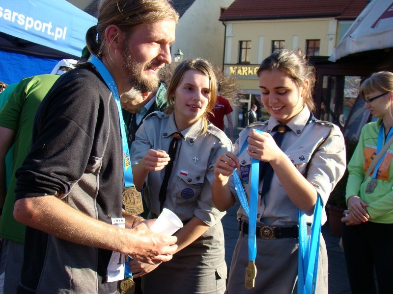 Zdjęcie w galerii na portalu naszwodzislaw.com: 288 osób pobiegło w PÓŁMARATONIE wiadomości z regionu