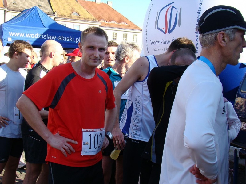 Zdjęcie w galerii na portalu naszwodzislaw.com: 288 osób pobiegło w PÓŁMARATONIE wiadomości z regionu