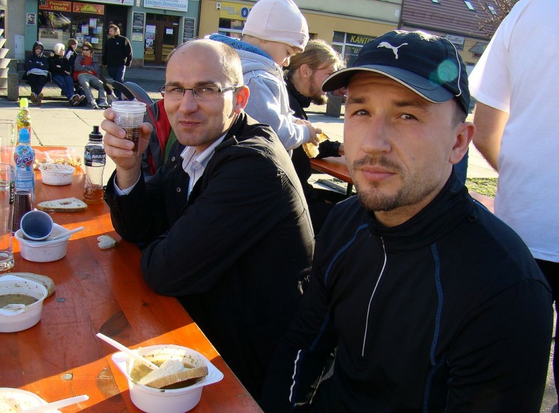 Zdjęcie w galerii na portalu naszwodzislaw.com: 288 osób pobiegło w PÓŁMARATONIE wiadomości z regionu