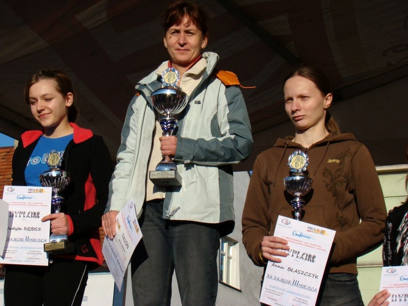 Zdjęcie w galerii na portalu naszwodzislaw.com: 288 osób pobiegło w PÓŁMARATONIE wiadomości z regionu