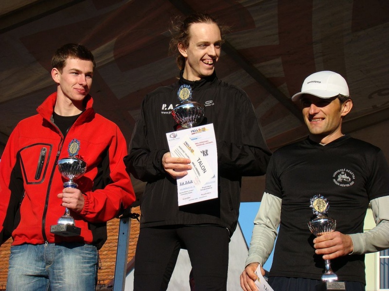 Zdjęcie w galerii na portalu naszwodzislaw.com: 288 osób pobiegło w PÓŁMARATONIE wiadomości z regionu