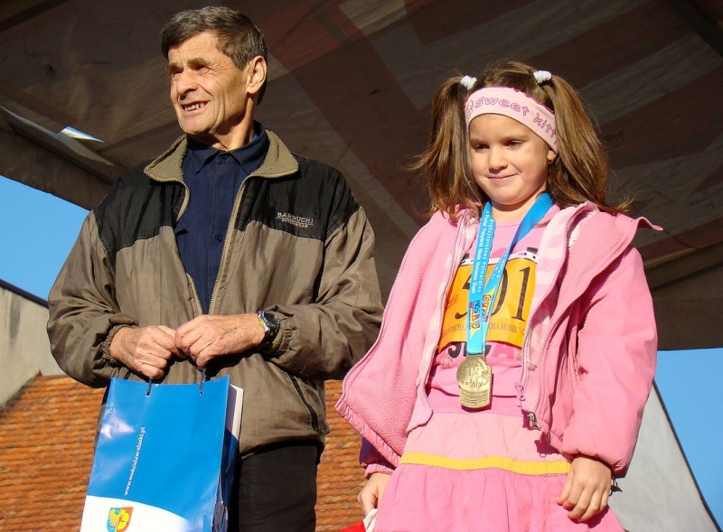 Zdjęcie w galerii na portalu naszwodzislaw.com: 288 osób pobiegło w PÓŁMARATONIE wiadomości z regionu