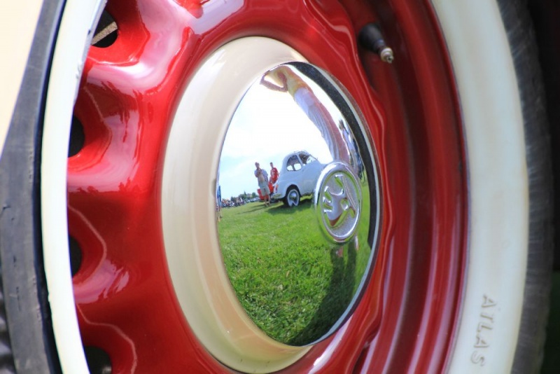 Zdjęcie w galerii na portalu naszwodzislaw.com: Zabytkowe pojazdy zjechały do Zabełkowa wiadomości z regionu