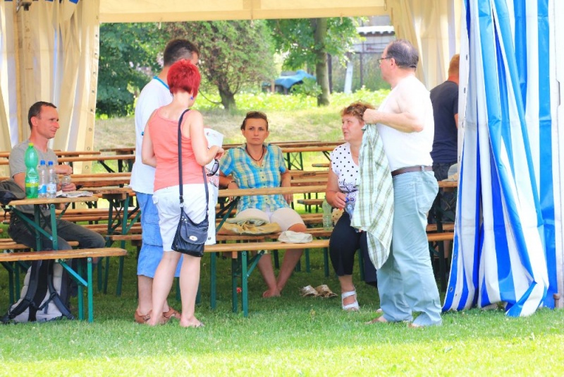 Zdjęcie w galerii na portalu naszwodzislaw.com: Zabytkowe pojazdy zjechały do Zabełkowa wiadomości z regionu