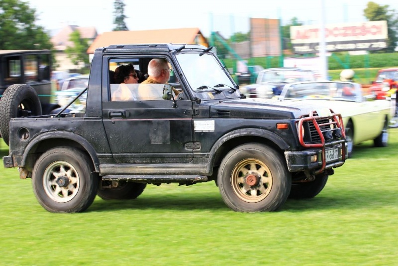 Zdjęcie w galerii na portalu naszwodzislaw.com: Zabytkowe pojazdy zjechały do Zabełkowa wiadomości z regionu