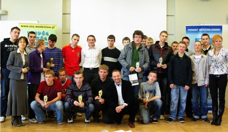 Zdjęcie w galerii na portalu naszwodzislaw.com: Konkurs wiedzy o sporcie rozstrzygnięty wiadomości z regionu