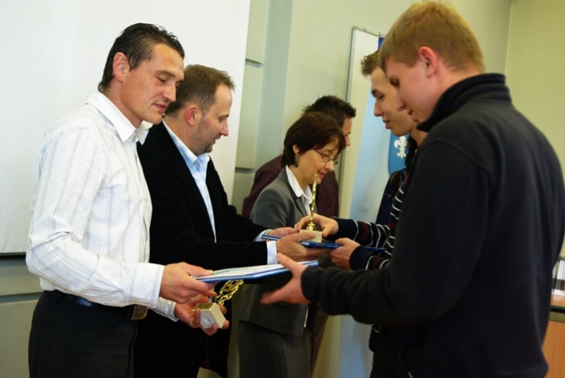 Zdjęcie w galerii na portalu naszwodzislaw.com: Konkurs wiedzy o sporcie rozstrzygnięty wiadomości z regionu