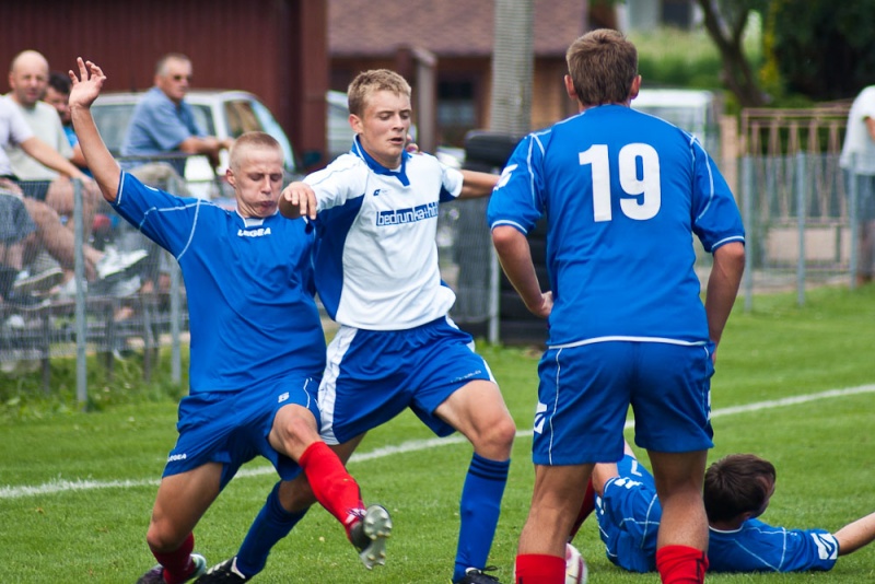 Zdjęcie w galerii na portalu naszwodzislaw.com: Przyszłość Rogów remisuje z Krzyżanowicami wiadomości z regionu