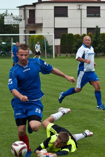 Zdjęcie w galerii na portalu naszwodzislaw.com: Przyszłość Rogów remisuje z Krzyżanowicami wiadomości z regionu