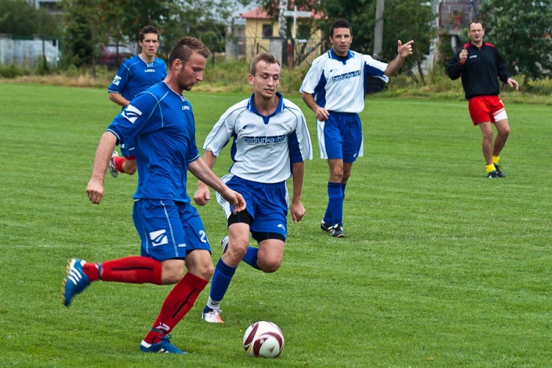 Zdjęcie w galerii na portalu naszwodzislaw.com: Przyszłość Rogów remisuje z Krzyżanowicami wiadomości z regionu