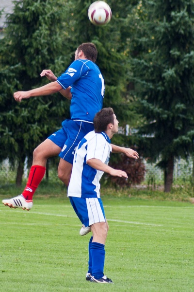 Zdjęcie w galerii na portalu naszwodzislaw.com: Przyszłość Rogów remisuje z Krzyżanowicami wiadomości z regionu