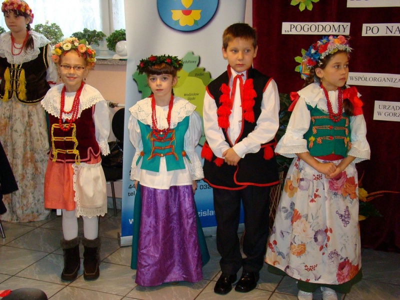 Zdjęcie w galerii na portalu naszwodzislaw.com: NASZO KLASA spodobała się publiczności wiadomości z regionu