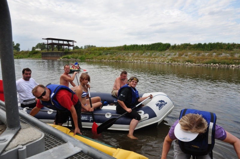 Zdjęcie w galerii na portalu naszwodzislaw.com: Odra dała im mocno popalić wiadomości z regionu