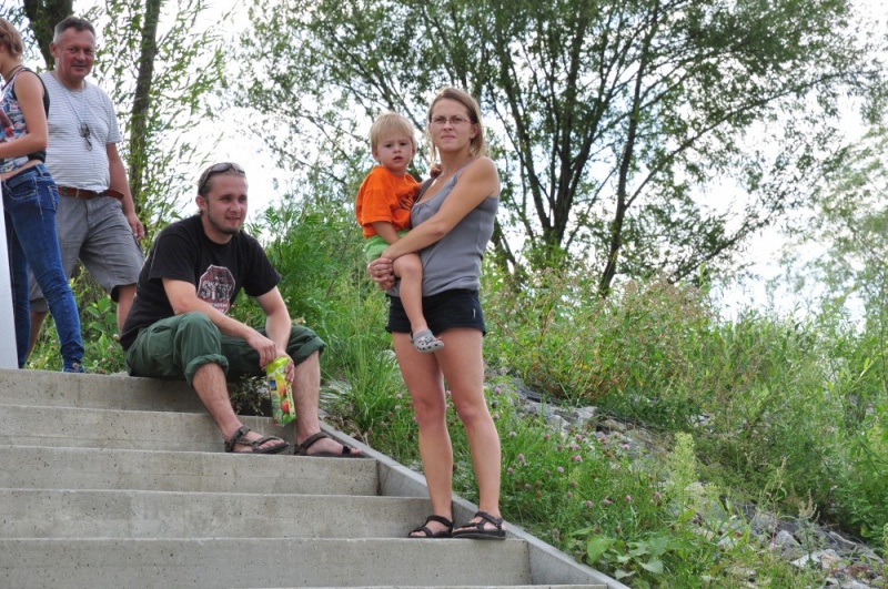 Zdjęcie w galerii na portalu naszwodzislaw.com: Odra dała im mocno popalić wiadomości z regionu