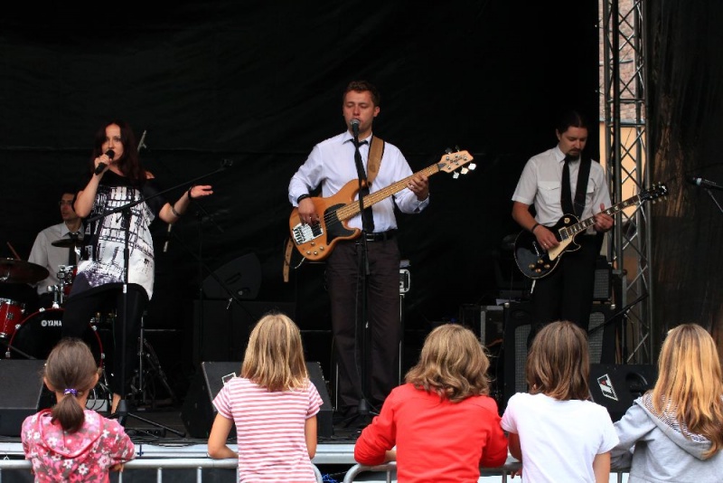 Zdjęcie w galerii na portalu naszwodzislaw.com: Kuźnia: I Festiwal Kapel Weselnych wiadomości z regionu